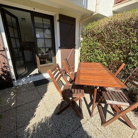 Ferienwohnung Le Refuge Marin Courseulles-sur-Mer Exterior foto